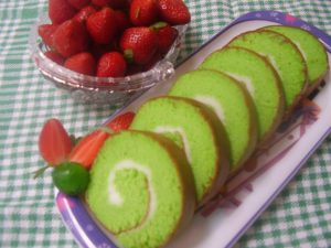 Cara Membuat Bolu Pandan Gulung Keju