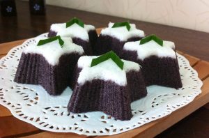 Cara Membuat Kue Putu Ayu Ketan Hitam