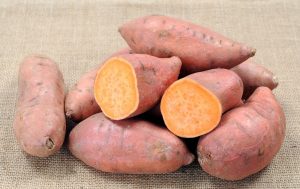 Resep Keripik Ubi Jalar Kuning Yang Manis Serta Bergizi