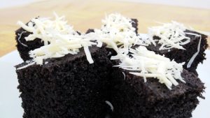 Resep Kue Bolu Kukus Ketan Hitam Topping Keju