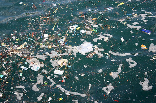 dampak positif dan negatif botol plastik