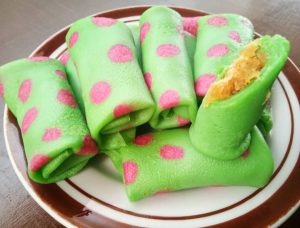 Cara Membuat Dadar Gulung Polkadot