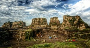 Wisata Alam Brown Canyon.