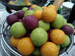 cara membuat bola ubi kopong ungu
