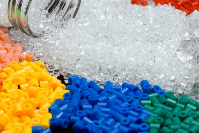 Berikut Ini Bahan Pembuat Plastik dan Kegunaannya