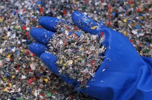 pemanfaatan limbah plastik