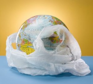 bahaya sampah plastik bagi lingkungan