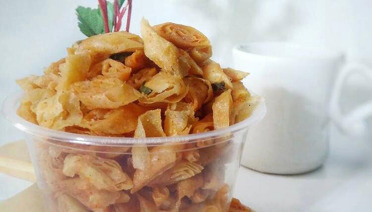 Cara Membuat Keripik Lumpia Jagung Pedas Manis Yang Endul Banget