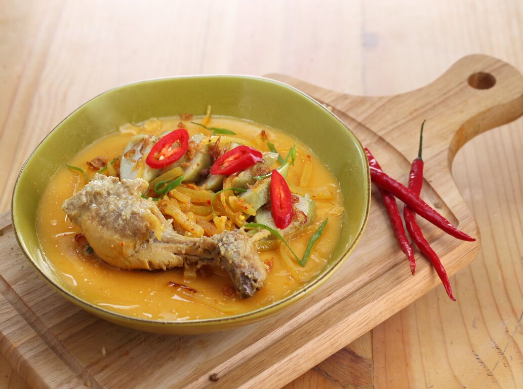 Cara Membuat Bumbu Opor Ayam Kuning Ternyata Mudah, Berikut Langkah-Langkahnya