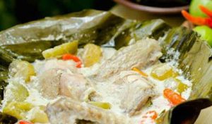 perbedaan garang asem ayam dengan garang asem solo
