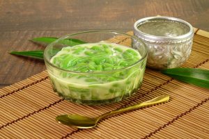 4. Santan Kelapa Untuk Minuman