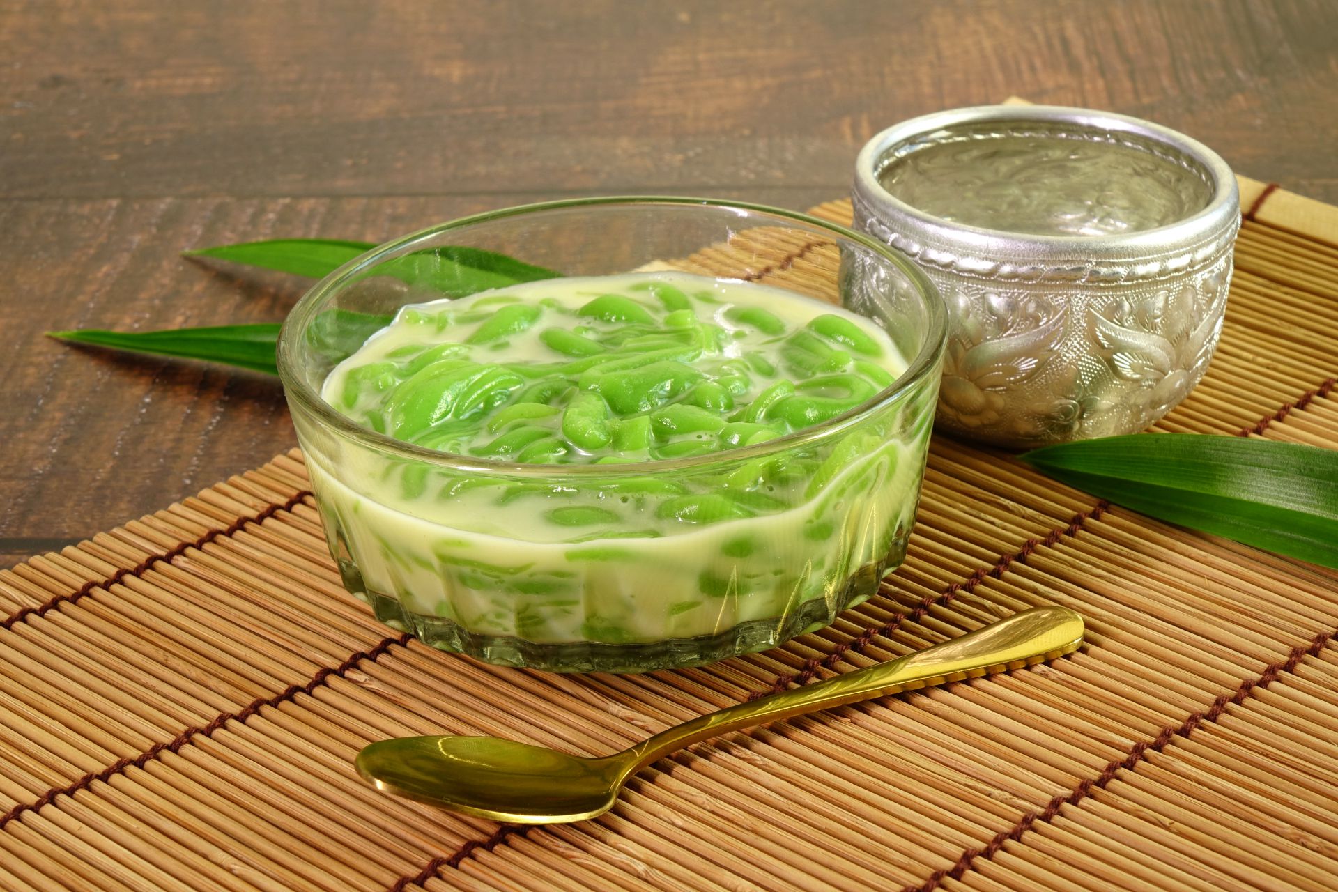 4. Santan Kelapa Untuk Minuman