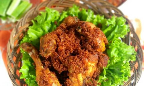 Cara Membuat Ayam Serundeng Kelapa