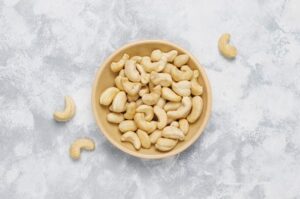 cara goreng kacang mete yang benar