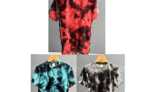 Kaos dengan Corak Abstrak