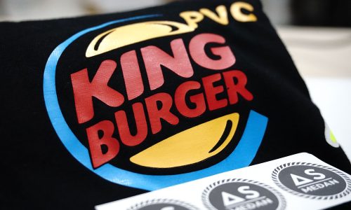 Sablon Kaos Sablon Karet, Panduan Lengkap dan Keunggulannya