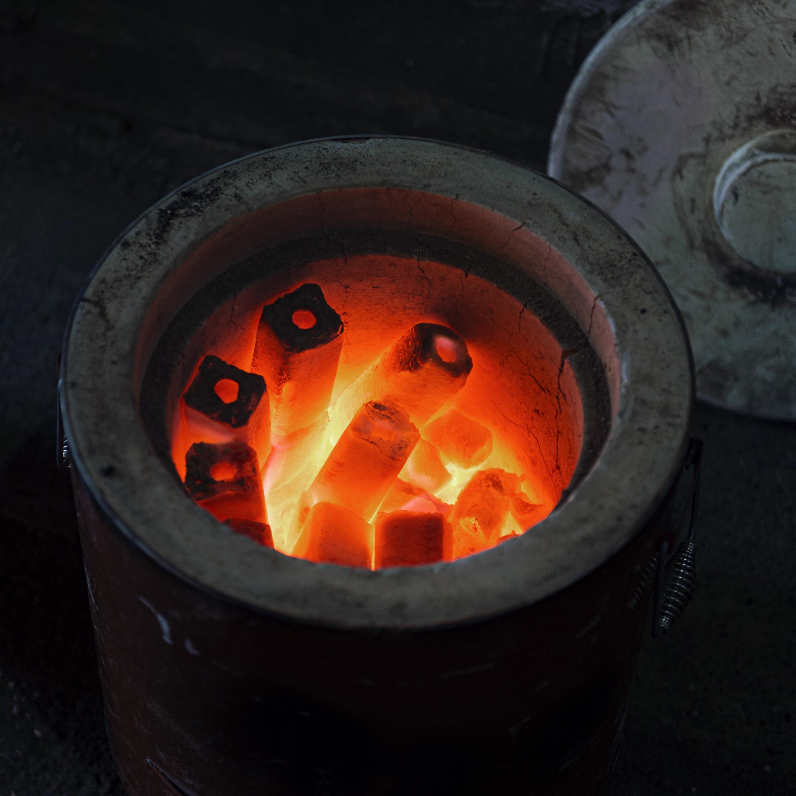 briquettes less polluting