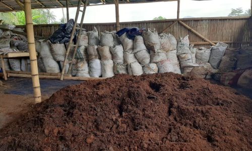 Peluang Usaha Pembuatan Pupuk Kompos Yang Menguntungkan
