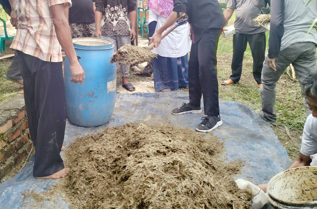 lama fermentasi pelepah sawit
