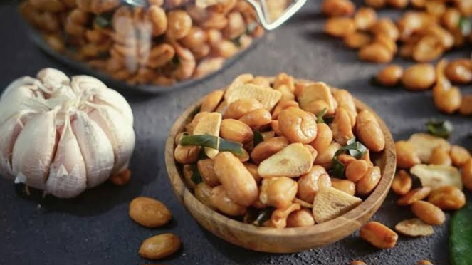 Harga kacang bawang per toples