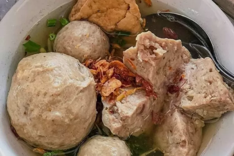 giling daging untuk bakso