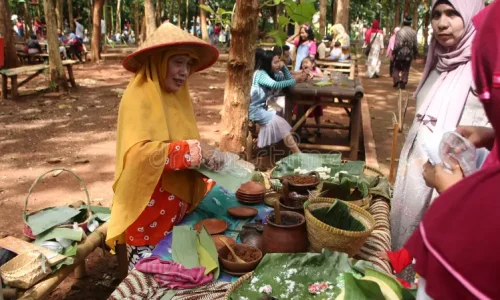 Penyuluhan Gizi Masyarakat Lokal untuk Meningkatkan Kesehatan